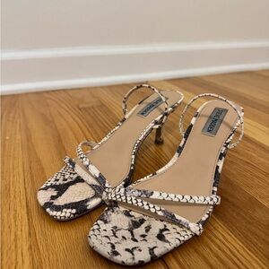 Steve Madden Black and Cream Snake Print Heels